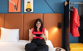 Ibis Paris Porte De Montreuil